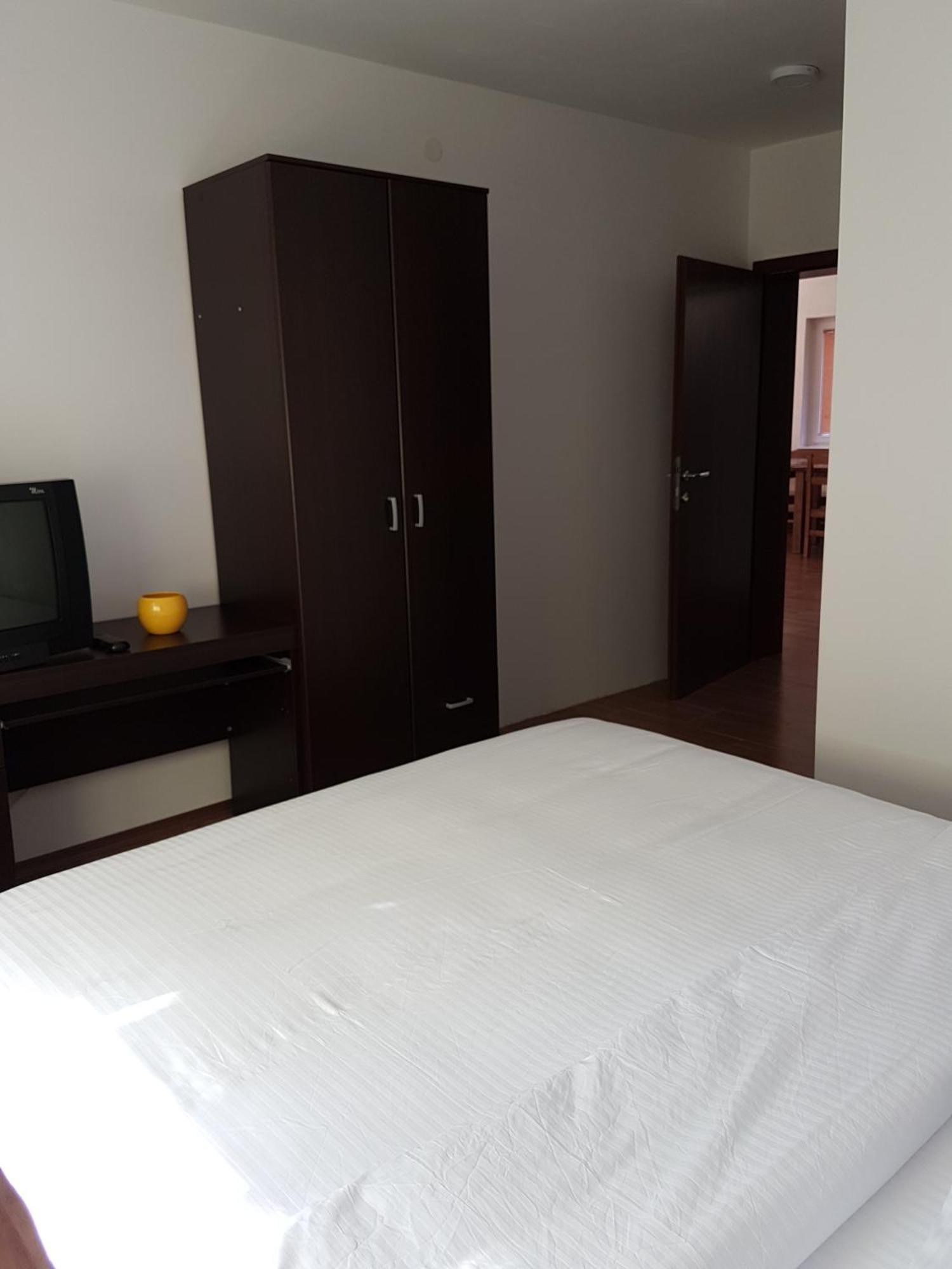 Hestia Apartments Берово Экстерьер фото